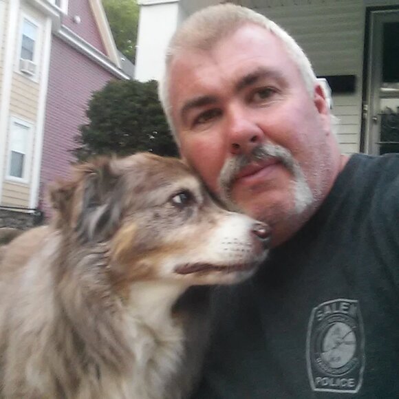 Hi Thanks for stopping by, check out our closet cool things to be found - Picture 4 of 5